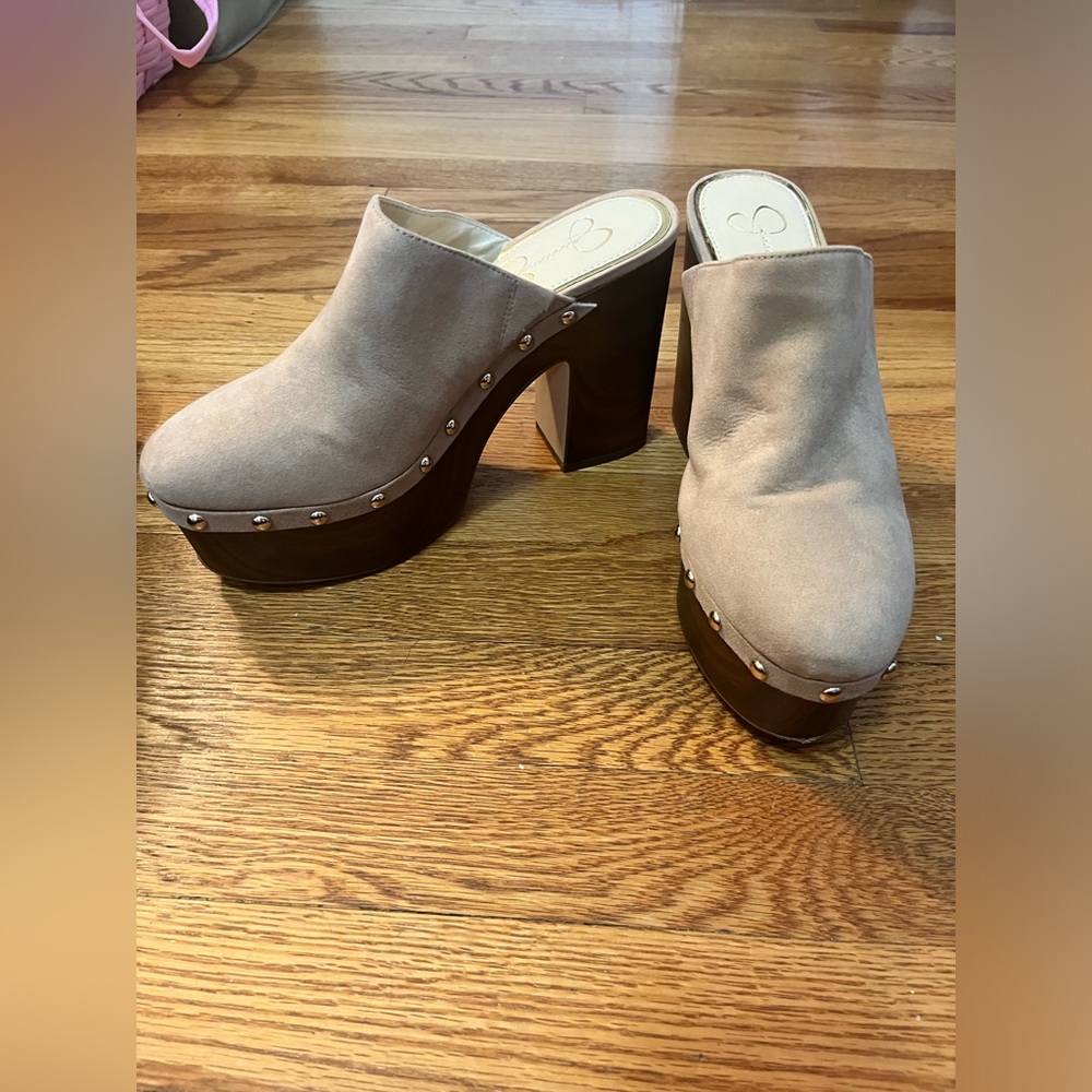 Jessica Simpson “Dalia” Platform Mule Clog
